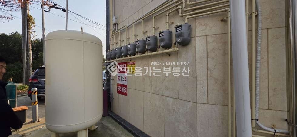 경기 평택시 청북읍 고렴리 룸3, 화장실2, 청북IC 인근, 풀옵션, 신축, 주인세대 월세 매물번호 10744 사진 2
